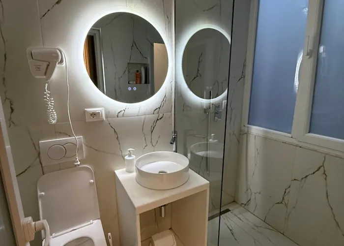 Adore Blloku Appartement